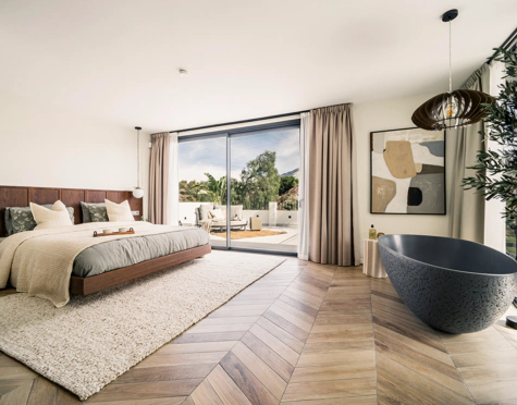 Villa for sale in Las Lomas de Nueva Andalucia