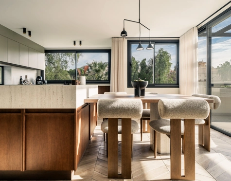 Villa for sale in Las Lomas de Nueva Andalucia