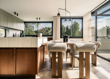 STUNNING DESIGN VILLA WITH SEA VIEWS FOR SALE IN NUEVA ANDALUCÍA