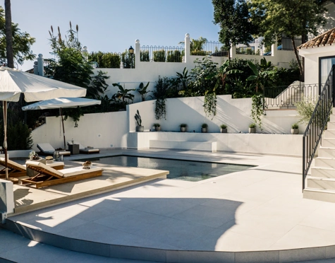 Villa for sale in Las Lomas de Nueva Andalucia