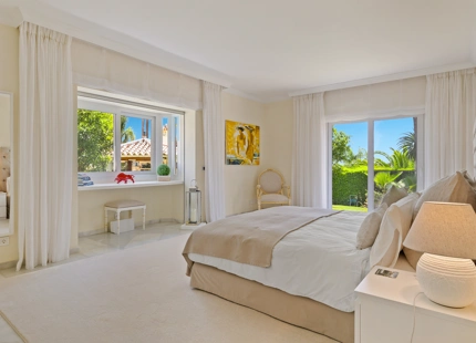 IMPRESIONANTE VILLA ANDALUZA EN VENTA EN NUEVA ANDALUCÍA, MARBELLA