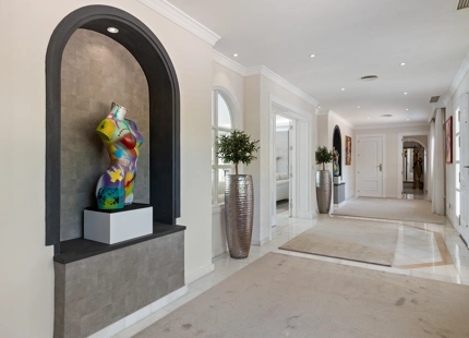 IMPRESIONANTE VILLA ANDALUZA EN VENTA EN NUEVA ANDALUCÍA, MARBELLA