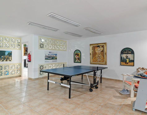 Villa en venta en La Cerquilla, Nueva Andalucia