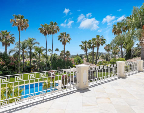 Villa en venta en La Cerquilla, Nueva Andalucia