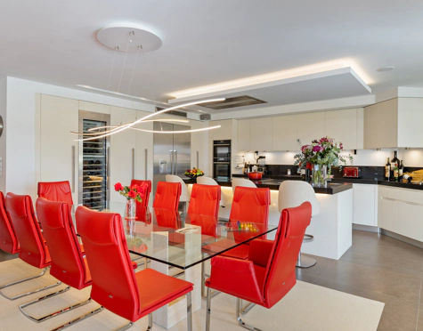 Villa en venta en La Cerquilla, Nueva Andalucia