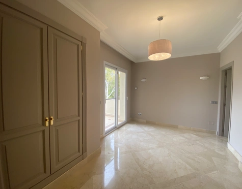 Duplex Penthouse for sale in Nueva Andalucia, Marbella