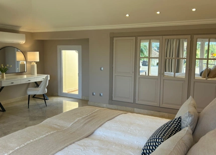 DÚPLEX EN PRIMERA LÍNEA DE GOLF EN VENTA EN NUEVA ANDALUCÍA, MARBELLA