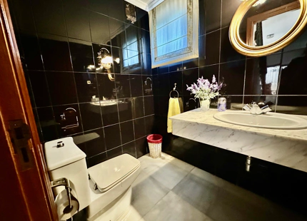 FAMILIA ANDALUZA VILLA DE ESTILO EN VENTA EN CORTIJO BLANCO, MARBELLA