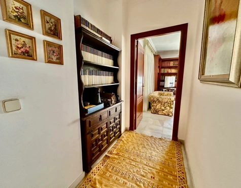 Villa for sale in Cortijo Blanco, San Pedro de Alcantara