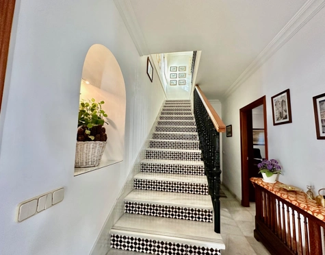 Villa for sale in Cortijo Blanco, San Pedro de Alcantara