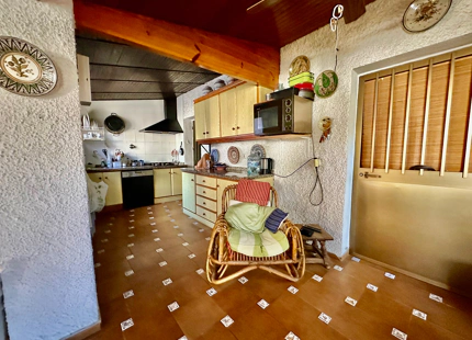 FAMILIA ANDALUZA VILLA DE ESTILO EN VENTA EN CORTIJO BLANCO, MARBELLA
