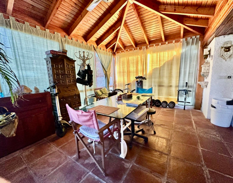 Villa for sale in Cortijo Blanco, San Pedro de Alcantara