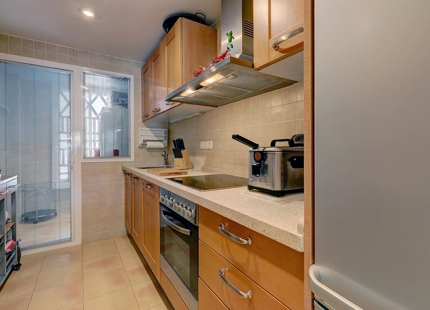 COZY APARTMENT WITH GOLF VIEWS FOR SALE IN BENAHAVIS