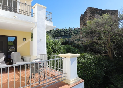 COZY APARTMENT WITH GOLF VIEWS FOR SALE IN BENAHAVIS