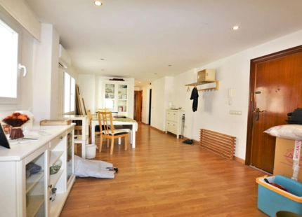 AMPLIO APARTAMENTO EN ESQUINA EN VENTA EN EL CORAZÓN DE MARBELLA