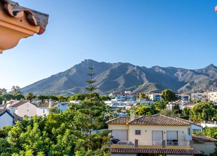 ENCANTADORA VILLA FAMILIAR EN VENTA EN PLENO CORAZÓN DE MARBELLA