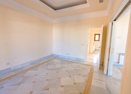 ENCANTADORA VILLA FAMILIAR EN VENTA EN PLENO CORAZÓN DE MARBELLA