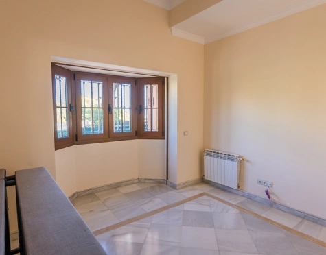 Villa for sale in Huerta Belón, Marbella