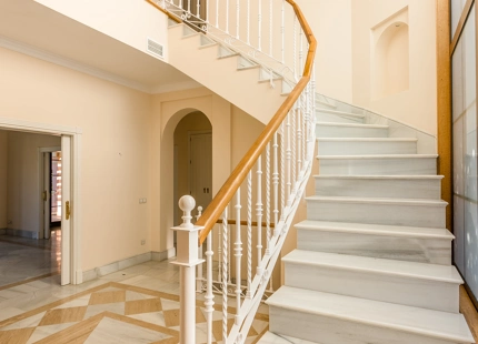 ENCANTADORA VILLA FAMILIAR EN VENTA EN PLENO CORAZÓN DE MARBELLA