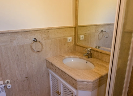 ENCANTADORA VILLA FAMILIAR EN VENTA EN PLENO CORAZÓN DE MARBELLA