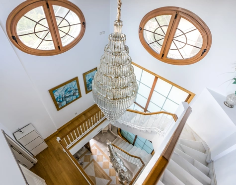 Villa for sale in Huerta Belón, Marbella