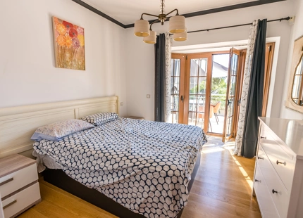ENCANTADORA VILLA FAMILIAR EN VENTA EN PLENO CORAZÓN DE MARBELLA