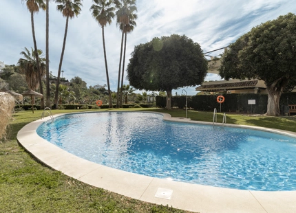PISO RENOVADO CERCA DE CAMPOS DE GOLF EN VENTA EN LA QUINTA, BENAHAVÍS