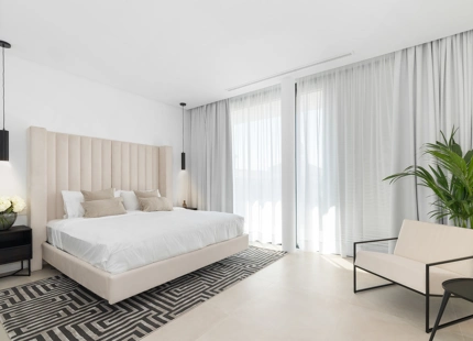 IMPRESIONANTE VILLA MODERNA EN VENTA EN SAN PEDRO