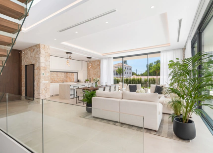 IMPRESIONANTE VILLA MODERNA EN VENTA EN SAN PEDRO