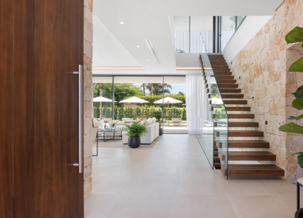 IMPRESIONANTE VILLA MODERNA EN VENTA EN SAN PEDRO