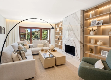 CHARMING MEDITERRANEAN TOWNHOUSE FOR SALE ON MARBELLA’S GOLDEN MILE