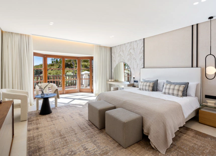 CHARMING MEDITERRANEAN TOWNHOUSE FOR SALE ON MARBELLA’S GOLDEN MILE