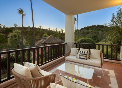 CHARMING MEDITERRANEAN TOWNHOUSE FOR SALE ON MARBELLA’S GOLDEN MILE