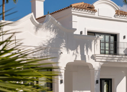 EXQUISITE VILLA FOR SALE IN EL PARAISO