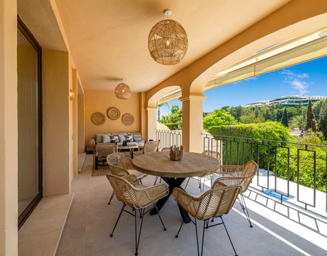 Semi Detached Villa for sale in La Alzambra, Nueva Andalucia