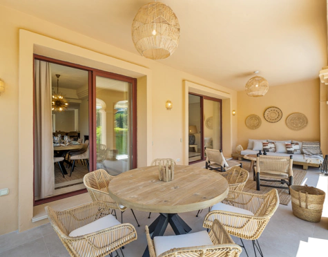 Semi Detached Villa for sale in La Alzambra, Nueva Andalucia