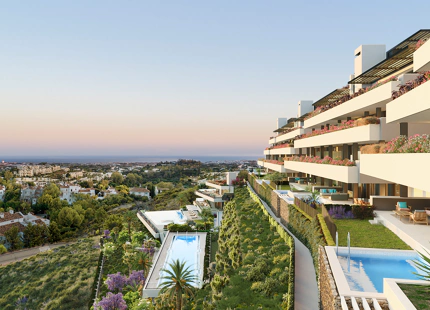 Fantástico complejo de apartamentos 3 y 4 dormitorios con vistas panorámicas al mar desde el Valle del Golf