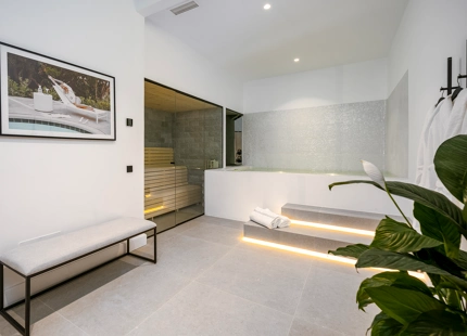 Opulent Villa for sale in los Flamingos 