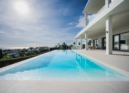Opulent Villa for sale in los Flamingos 