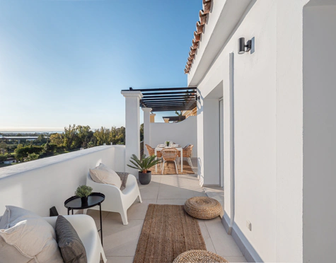 Ático en alquiler larga temporada en La Quinta, Benahavis