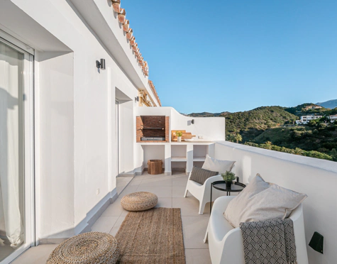 Ático en alquiler larga temporada en La Quinta, Benahavis