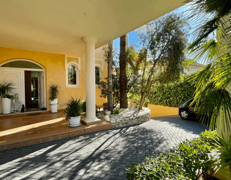 Villa for sale in Mijas Golf, Mijas Costa