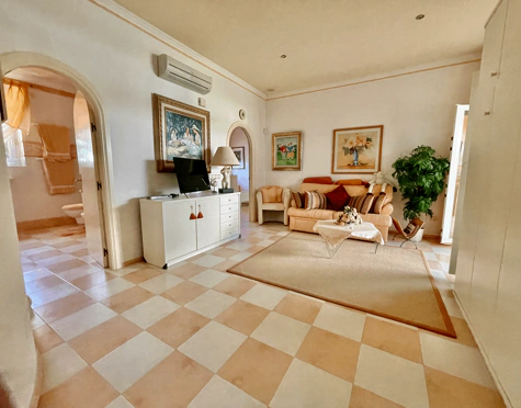 Villa for sale in Mijas Golf, Mijas Costa
