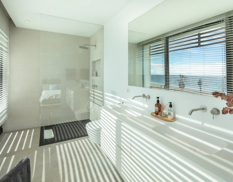 Villa for sale in Estepona