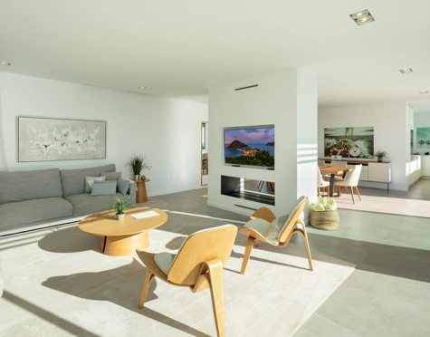 Villa for sale in Estepona