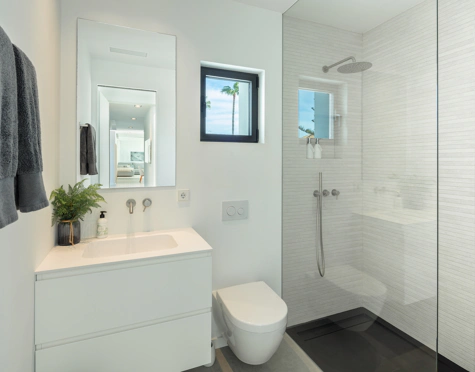 Villa for sale in Estepona