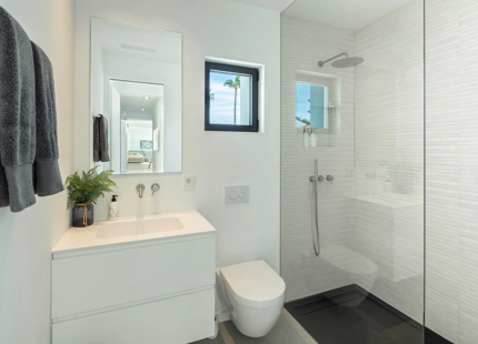 BEACH HOUSE FOR SALE  IN ESTEPONA 