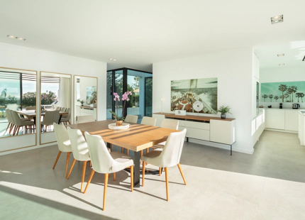 BEACH HOUSE FOR SALE  IN ESTEPONA 