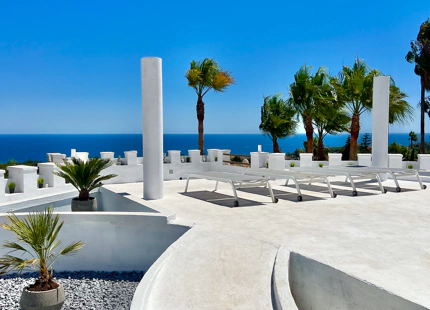 VILLA EN ROCÍO DE NAGÜELES