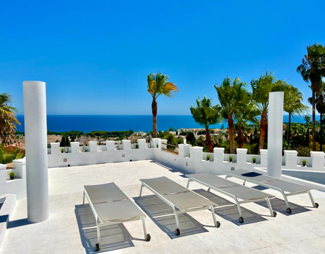 Villa en venta en Rocio de Nagüeles, Marbella Golden Mile